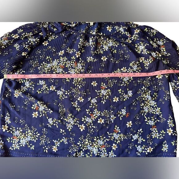 Max Studio Floral Top Wide Sleeve Oversized Size Medium - Picture 5 of 7
